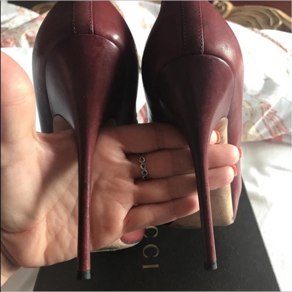 Gucci Pumps 💯 AUTHENTIC - Picture 7 of 8